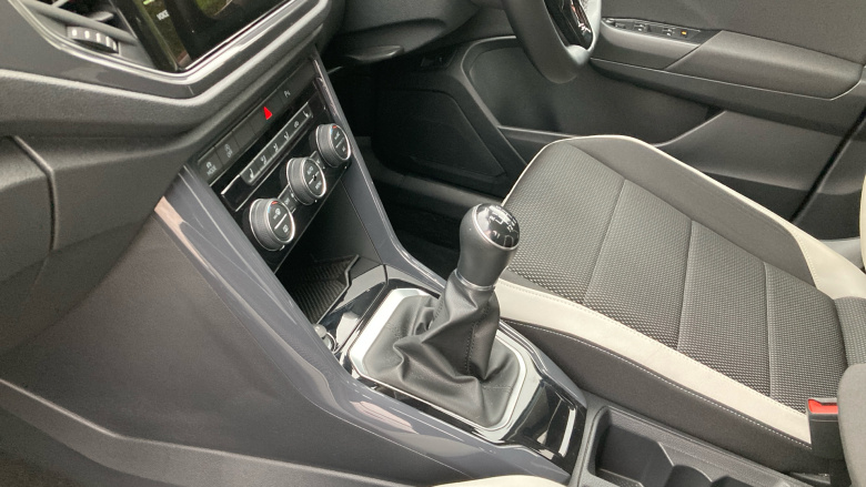 Volkswagen T-Roc 2.0 TDI SEL 5dr Diesel Hatchback